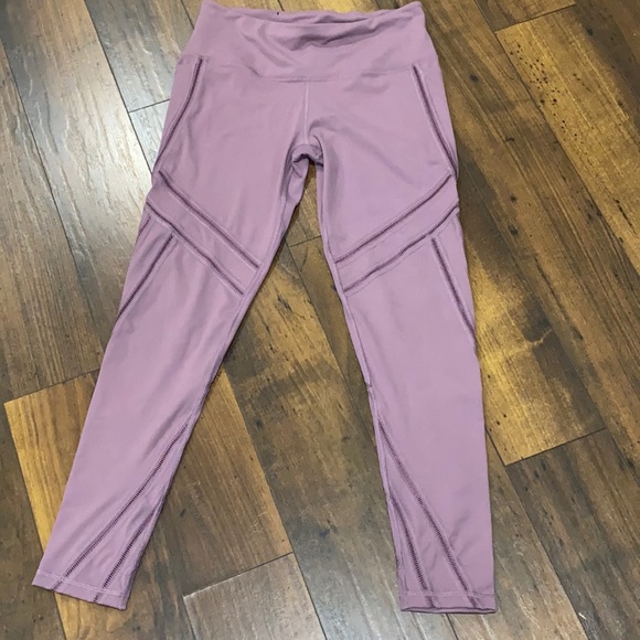 Victoria's Secret Pants - Victoria’s Secret sport knockout cut out leggings